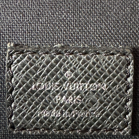 LOUIS VUITTON ANTON BUSINESS BAG TIAGA ARDOISE - Picture 4 of 6